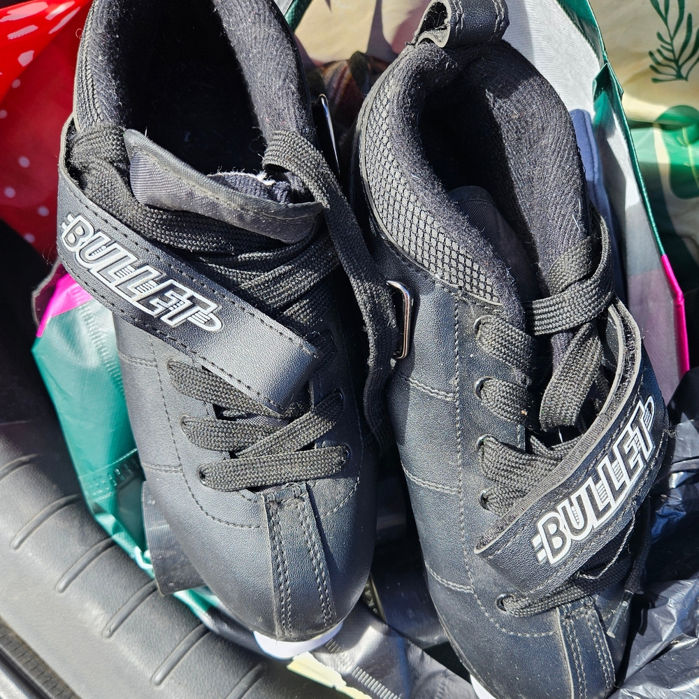 Bullet Black Roller Skates